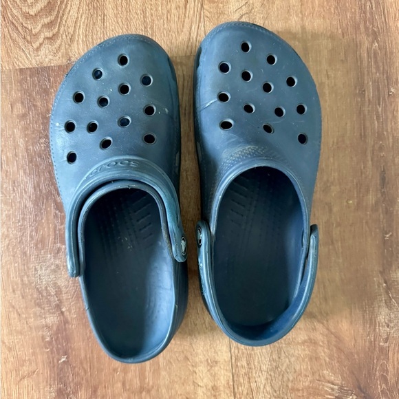 CROCS Shoes - CROCS Navy Sandals size Men 7 Women 8.5–9